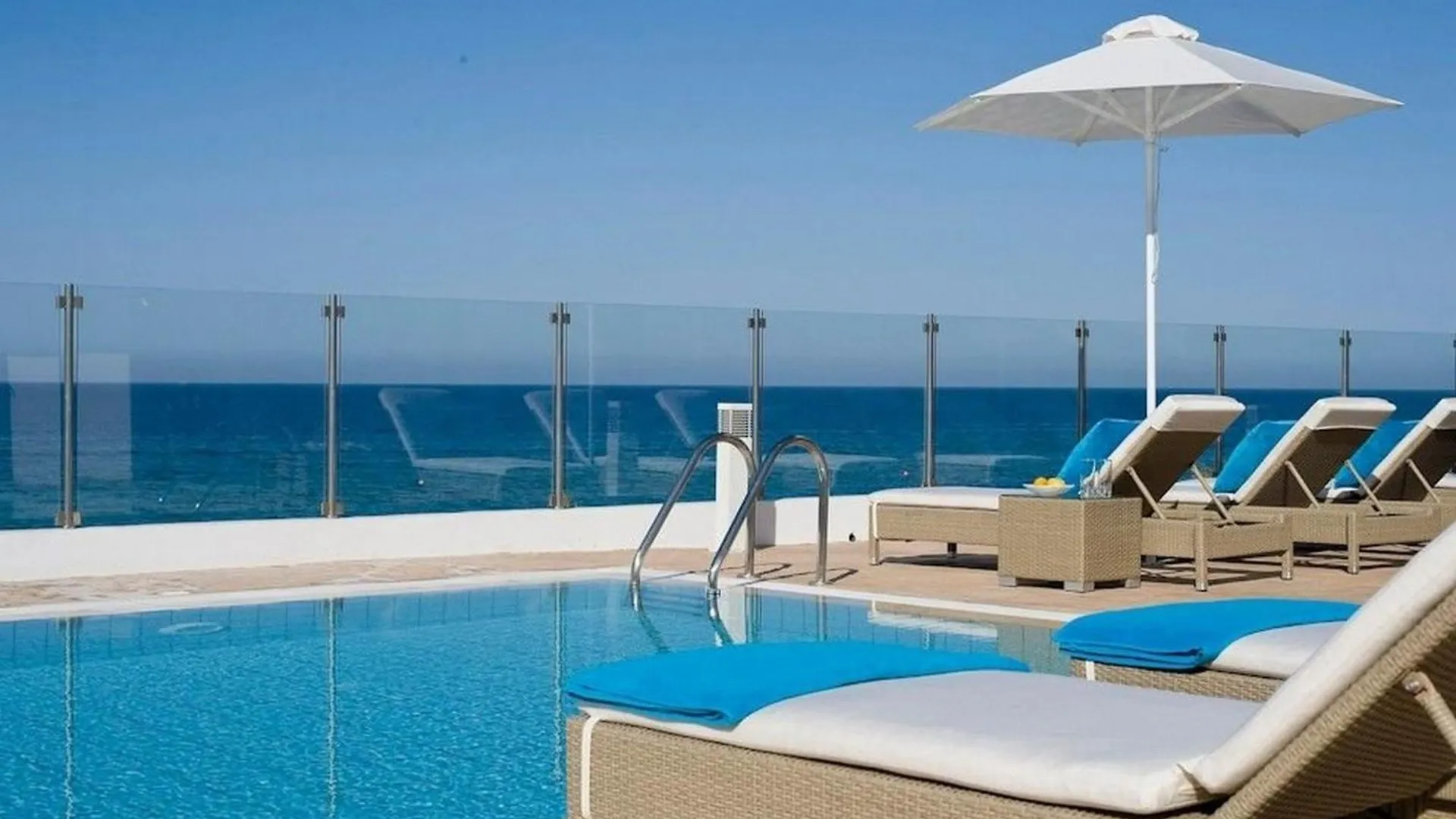 Exquisite Protaras Villa Villa Bulat 4 Bedrooms Beachfront Amazing Sea Views Private Outdoor Pool Furished Sun Terrace Ellinon קפריסין